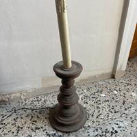 Candelabro lampada in legno antico