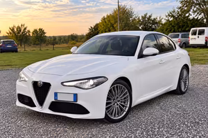 Alfa Romeo Giulia 2.2 Turbodiesel 160 CV AT8 Execu