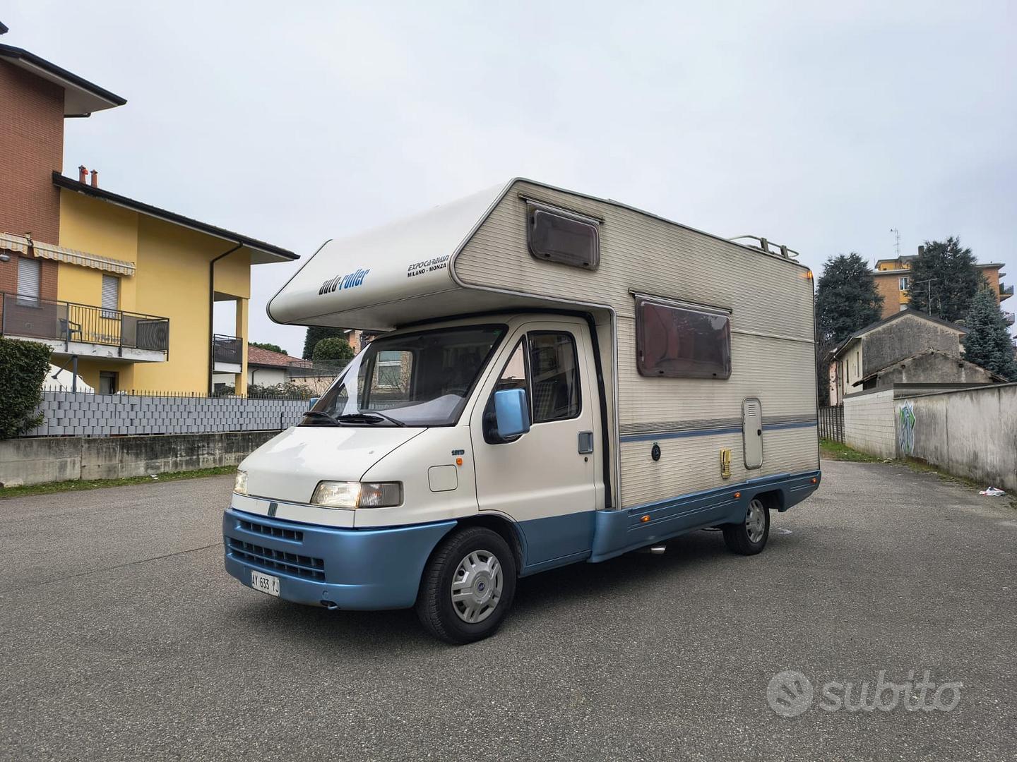 Camper Mansardato Auto-Roller lungo 5.97 m - Caravan e Camper In ...