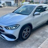 Mercedes-benz GLA 180 GLA 180 d Automatic Premium 