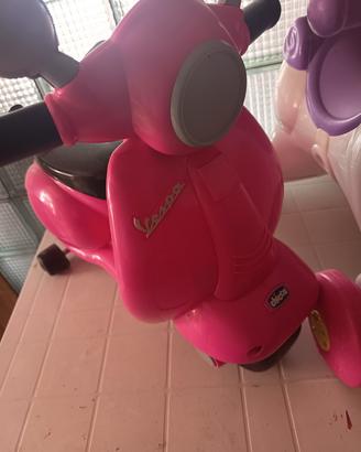 cavalluccio e vespa Chicco 