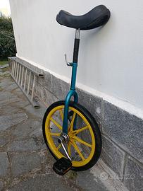 Monoruota Bike