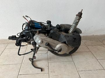 blocco motore piaggio