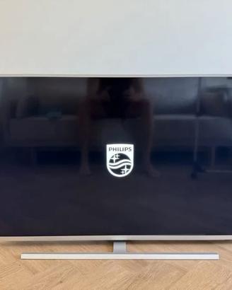 TV Philips The One 55PUS7304 Ambilight Ultra HD 4K