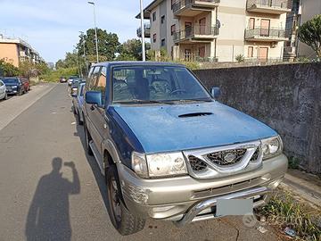 Nissan Terrano  2.7 125cv