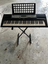 Pianola PSR E213