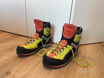 Scarponi Alpinismo Salewa (Taglia 46)
