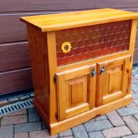 armadietto stile baita