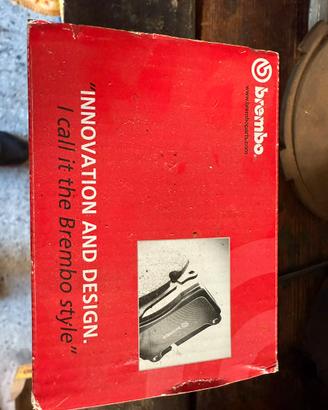 Pastiglia freni Brembo P68043 nuove