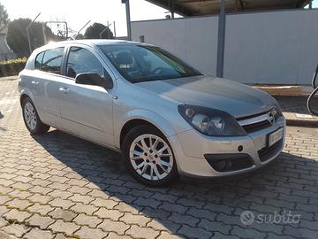 Opel Astra 5 porte 1.7 TDCi 2006