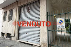 Negozio Cesano Boscone [Cod. rif 3275471VCG]