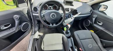 Clio III 2009 5p 1.2 tce Luxe 100cv