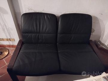 Divanetto più poltrona in vera pelle
