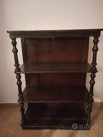 Piccola libreria a giorno