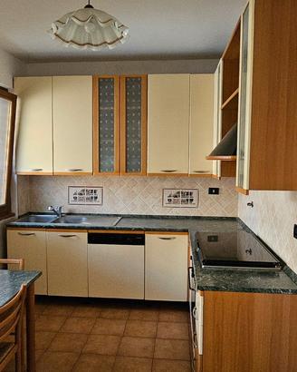 cucina completa angolare  225 cm X 195 cm