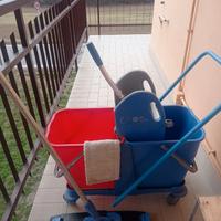 Secchi con strizzatore