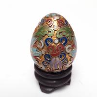 Uovo in Cloisonné Cinese con Supporto in Legno 