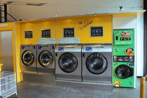 Attività di lavanderia self service arona