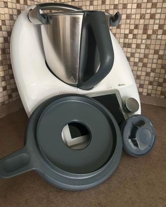 Bimby TM6 Vorwerk con doppio boccale