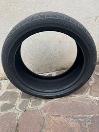 2 Pneumatici 225/40 R18 Bridgestone PotenzaS001RFT