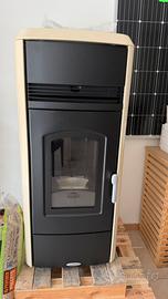 IDROSTUFA A PELLET LAMINOX TINA IDRO LUX 20 KW