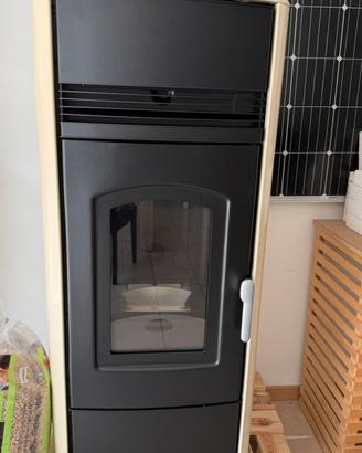 IDROSTUFA A PELLET LAMINOX TINA IDRO LUX 20 KW