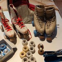 Coppia di pattini con accessori
