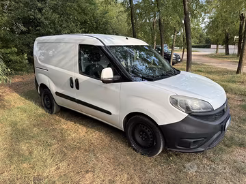 Fiat Doblò Cargo Metano 2017 – Bombole revisionate
