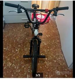bicicletta bmx