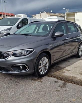 FIAT Tipo 1.6 Mjt S&S DCT SW Lounge