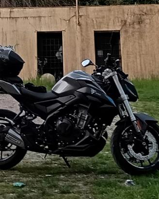Voge 500 r brivido