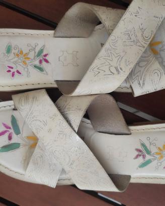 Ciabatte in vera pelle con ricami floreale tg 38