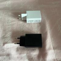 Cavi per telefoni tipo-c micro-usb e alimentatori