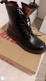 Stivaletto RIFLE nuovo con scatola