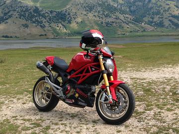 Ducati Monster 1100 S