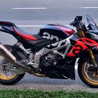 Aprilia Tuono V4 1100 Factory 2023