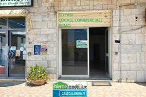 Negozio in centro Marina di Belvedere Marittimo