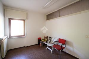 NEGOZIO A SAN PELLEGRINO TERME
