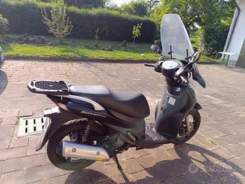 Suzuki Sixteen 125