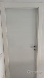 Porte struttura legno Spissu finestre e persiane