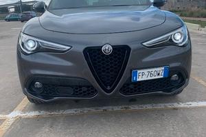 Alfa Romeo Stelvio Q4 210 CV