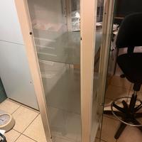 vetrina metallo con chiusura