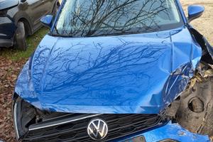 Volkswagen T-Roc 1.0 TSI 2021 INCIDENTATO
