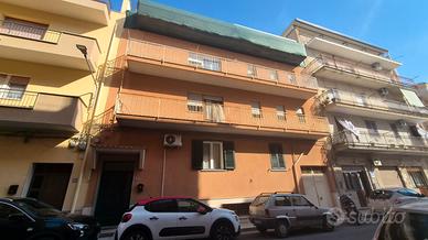 Bagheria/Aspra quadrivani 132 mq 1° piano