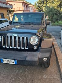 Jeep Wrangler 2.8 CRD DPF Sahara Auto