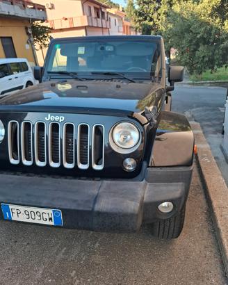 Jeep Wrangler 2.8 CRD DPF Sahara Auto