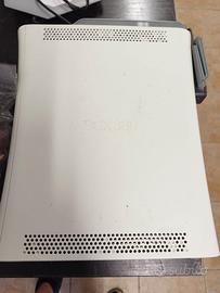 Xbox con vari accessori 