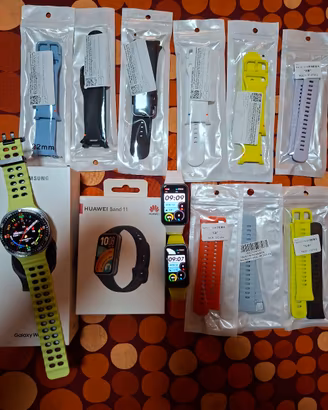 Samsung watch e huawei watch