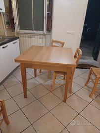 tavolo + 4 sedie