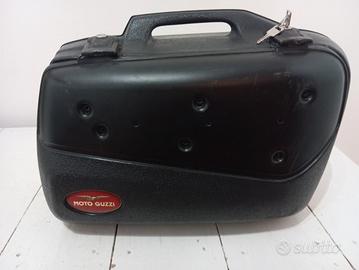 borsa rigida laterale dx moto Guzzi 